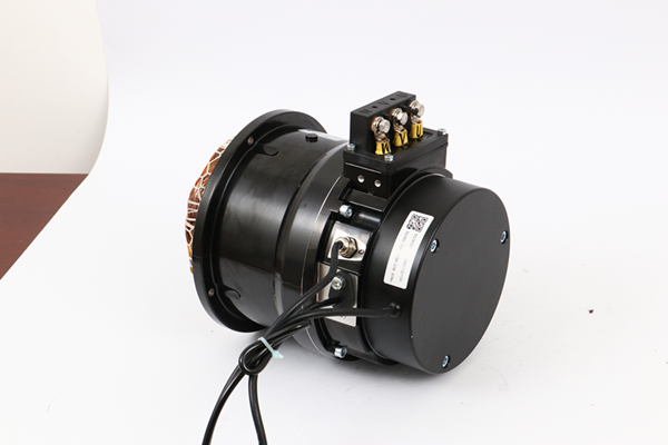 如何降低交流低壓交流電機運行期間的噪音？