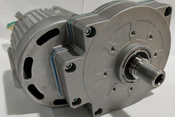 直流無刷電機的安全保護措施和保養(yǎng)方法